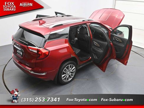 Used 2023 GMC Terrain Denali AWD/4WD image 38