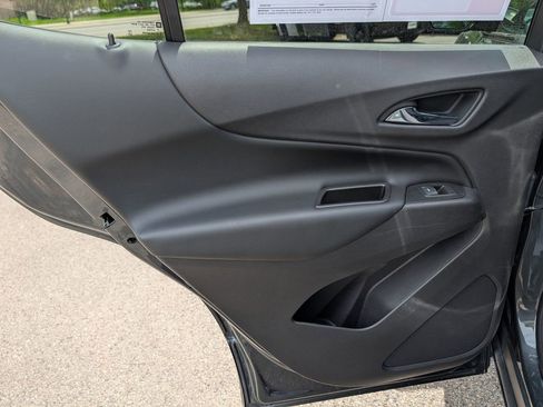 Used 2019 Chevrolet Equinox LT AWD/4WD image 26