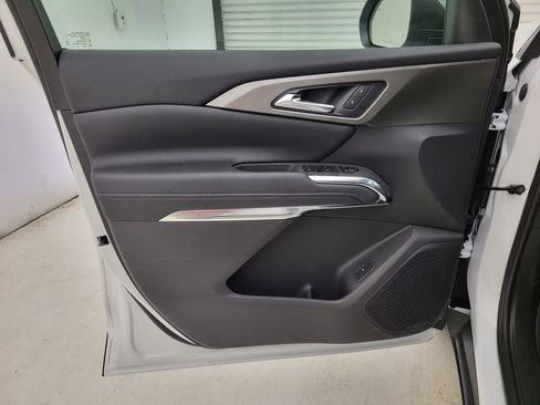 New 2026 Chevrolet Traverse LT w/ Driver Confidence Package FWD image 25