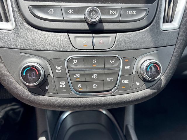 Used 2024 Chevrolet Malibu LT FWD image 19