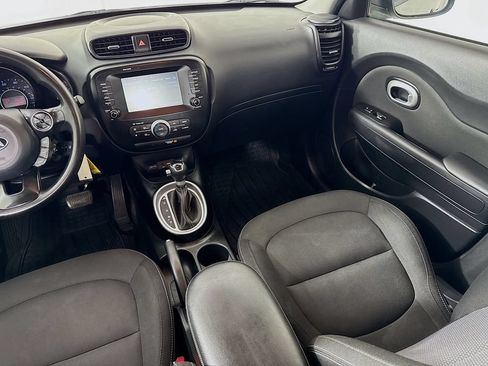 Used 2018 Kia Soul + FWD image 27