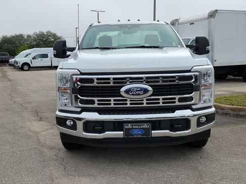 New 2025 Ford F350 XL w/ XL Chrome Package image 2