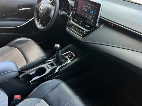 Used 2021 Toyota Corolla XSE FWD image 18