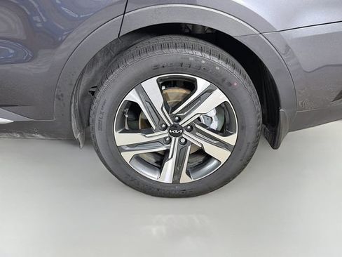 Used 2023 Kia Sorento EX AWD/4WD image 37