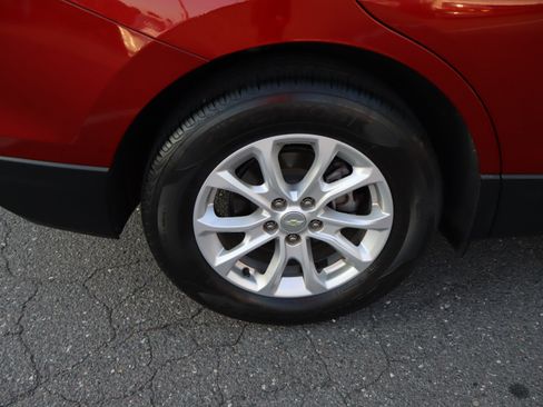 Used 2018 Chevrolet Equinox LT FWD image 37