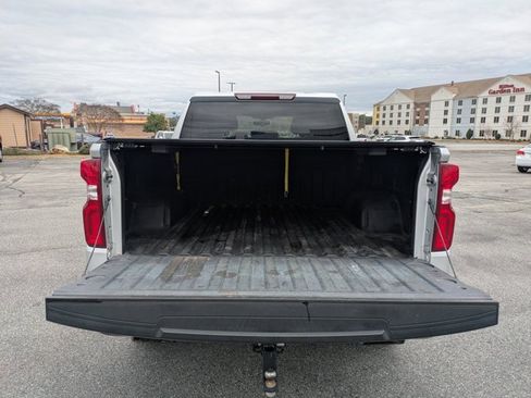 Used 2021 Chevrolet Silverado 1500 LT Trail Boss w/ Bed Protection Package image 12
