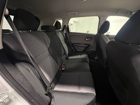 Used 2022 Nissan Rogue SV AWD/4WD image 24