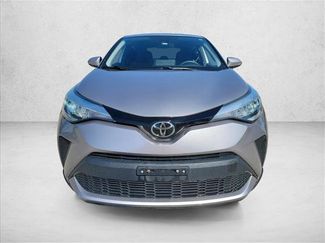 Used 2020 Toyota C-HR LE video 2