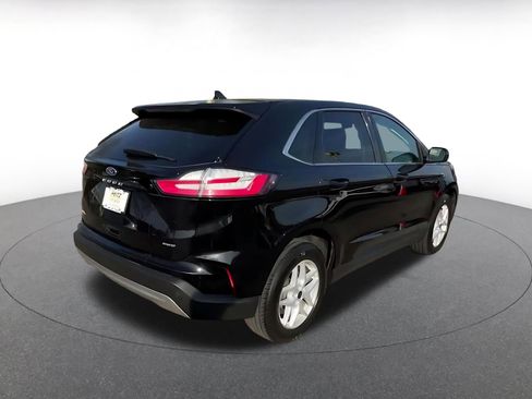 Used 2024 Ford Edge SEL image 12