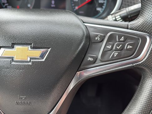 Used 2025 Chevrolet Malibu LT FWD image 10
