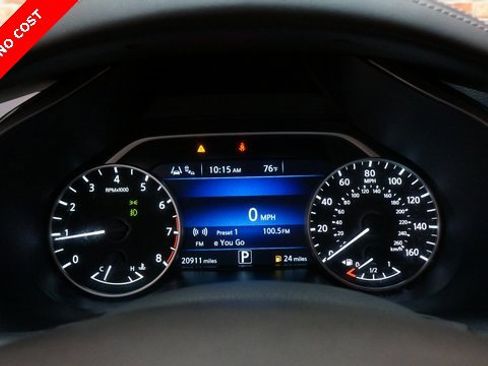 Used 2024 Nissan Murano SV w/ SV Midnight Edition Package image 13