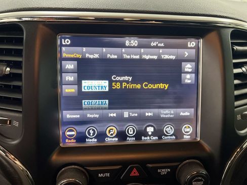 Used 2018 Jeep Grand Cherokee Altitude AWD/4WD image 14