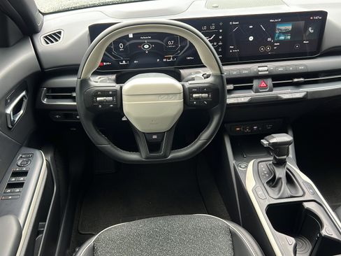 Certified 2025 Kia K4 GT-Line w/ GT-Line Sunroof Package FWD image 14