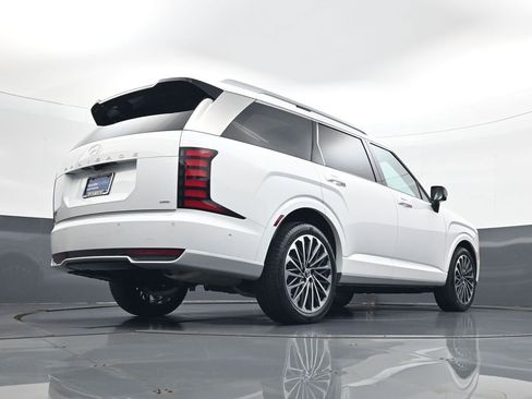 Used 2026 Hyundai Palisade Calligraphy image 26