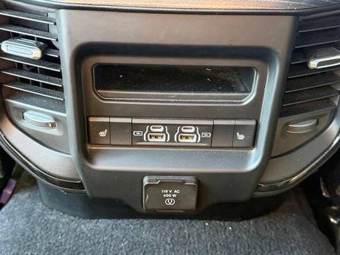Used 2024 RAM 2500 Limited AWD/4WD image 14