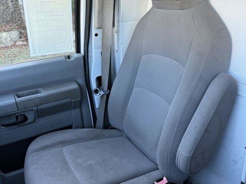Used 2010 Ford E-350 and Econoline 350 Super Duty RWD image 23
