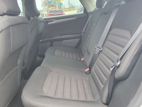 Certified 2019 Ford Fusion SE image 12