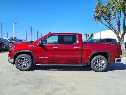 New 2026 GMC Sierra 1500 SLT image 26