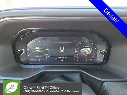 Used 2024 GMC Yukon XL Denali AWD/4WD image 16