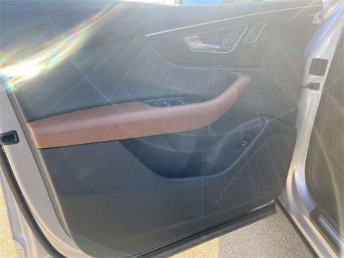 Used 2022 Audi Q7 2.0T Premium image 12