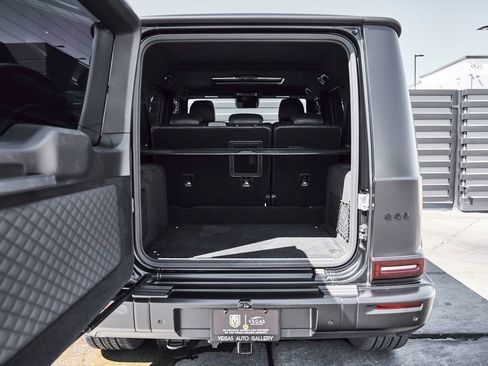Used 2025 Mercedes-Benz G 63 AMG 4MATIC image 17