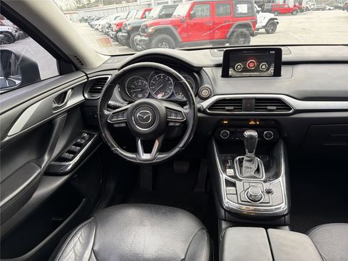 Used 2018 MAZDA CX-9 Touring w/ Touring Premium Package image 25
