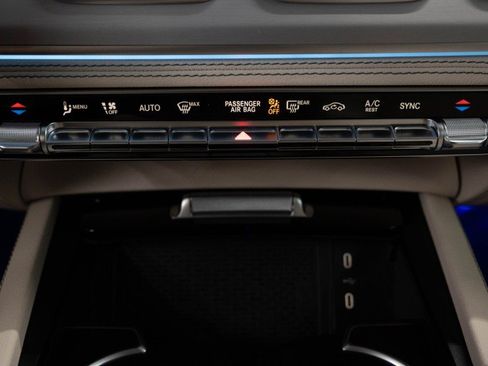 New 2026 Mercedes-Benz GLS 450 4MATIC image 31