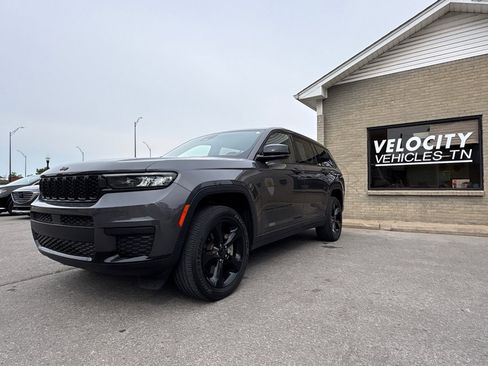 Used 2023 Jeep Grand Cherokee L Laredo AWD/4WD image 1