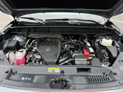 Used 2023 Toyota Highlander XLE image 24