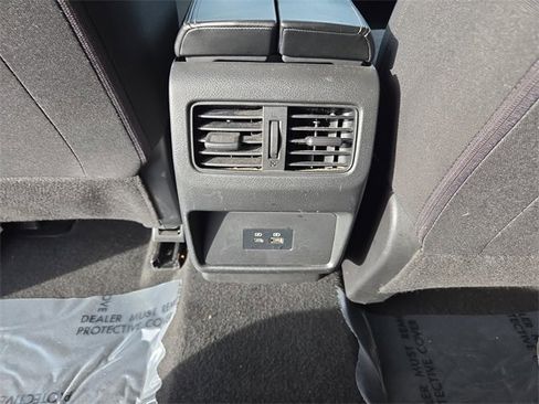 Certified 2023 Nissan Rogue SV image 18