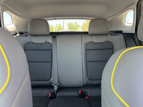 New 2025 Chevrolet Trax ACTIV w/ Driver Confidence Package image 12