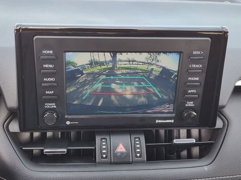 Used 2021 Toyota RAV4 XLE Premium FWD image 13