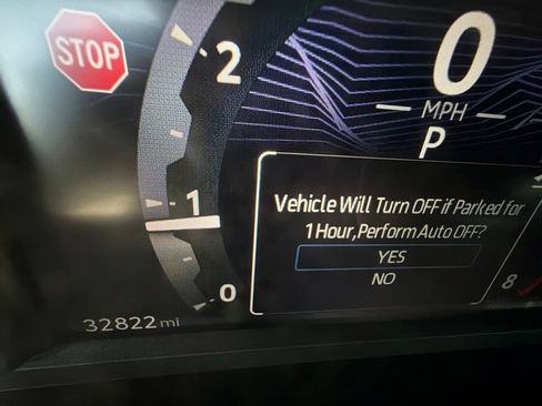 Used 2025 Toyota Tacoma SR5 AWD/4WD image 7