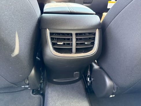 Used 2024 Chevrolet Malibu LT image 20