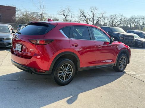 Used 2017 MAZDA CX-5 Touring w/ Preferred Equipment Package image 4