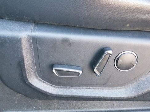 Used 2016 Ford F150 Lariat w/ Equipment Group 502A Luxury image 13