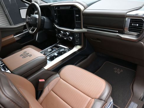 Used 2024 Ford F150 King Ranch w/ FX4 Off-Road Package image 42