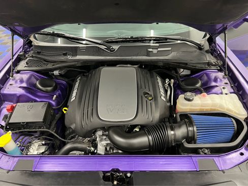 Used 2023 Dodge Challenger R/T w/ T/A Package image 2