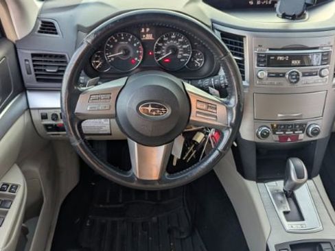 Used 2011 Subaru Outback 2.5i Premium w/ All-Weather Pkg image 24