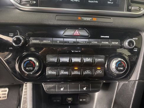 Used 2021 Kia Sportage S w/ S AWD Premium Package image 17