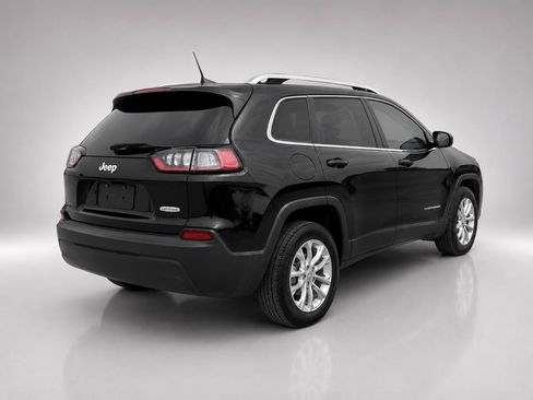 Used 2019 Jeep Cherokee Latitude w/ Popular Appearance Group FWD image 5