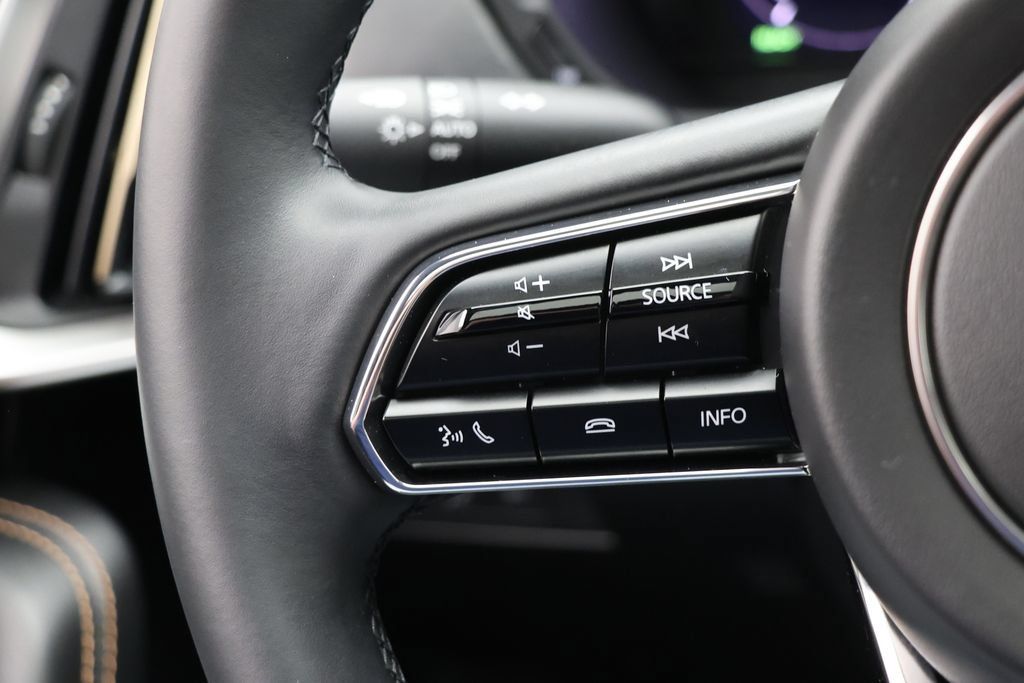 Used 2025 MAZDA CX-70 Plug-In Hybrid w/ Premium Plus AWD/4WD image 20