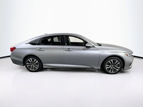 Used 2021 Honda Accord EX image 4