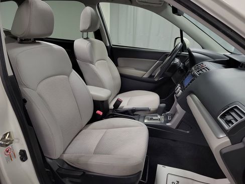 Used 2018 Subaru Forester 2.5i Premium w/ All-Weather Package image 27