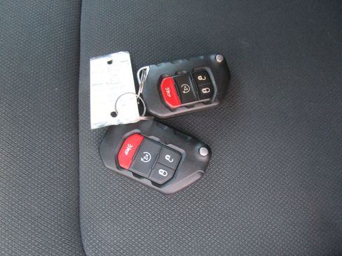 Used 2018 Jeep Wrangler Unlimited Sport S image 16