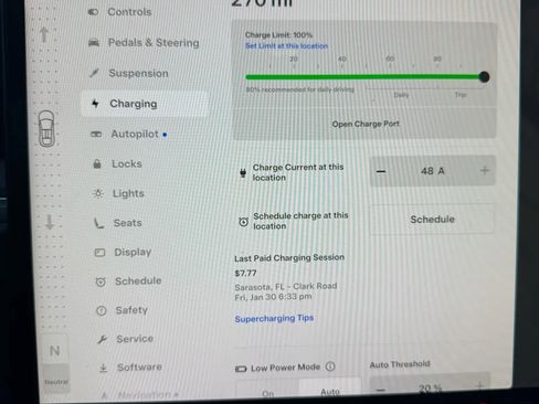 Used 2024 Tesla Model X image 35