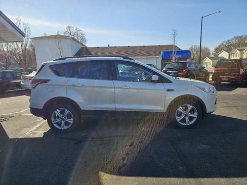 Used 2015 Ford Escape SE w/ Equipment Group 201A image 12