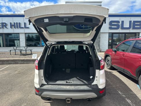Used 2018 Ford Escape Titanium AWD/4WD image 6