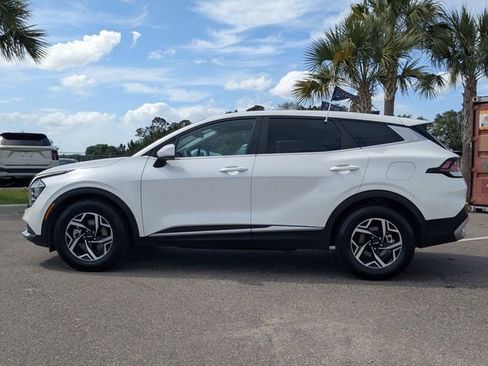 Certified 2024 Kia Sportage LX image 7