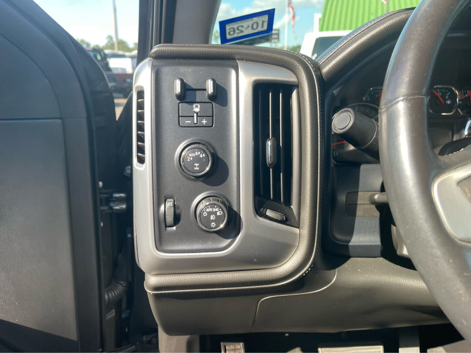 Used 2018 GMC Sierra 1500 SLT AWD/4WD image 14